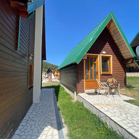 Small House Floki Жабляк Екстер'єр фото